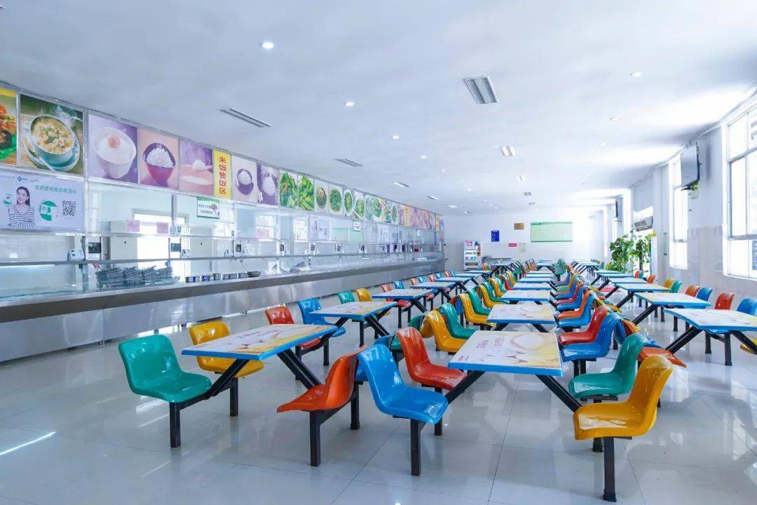 年终推动健康饮食文化，各市建设家营养健康餐厅（食堂）的积极行动