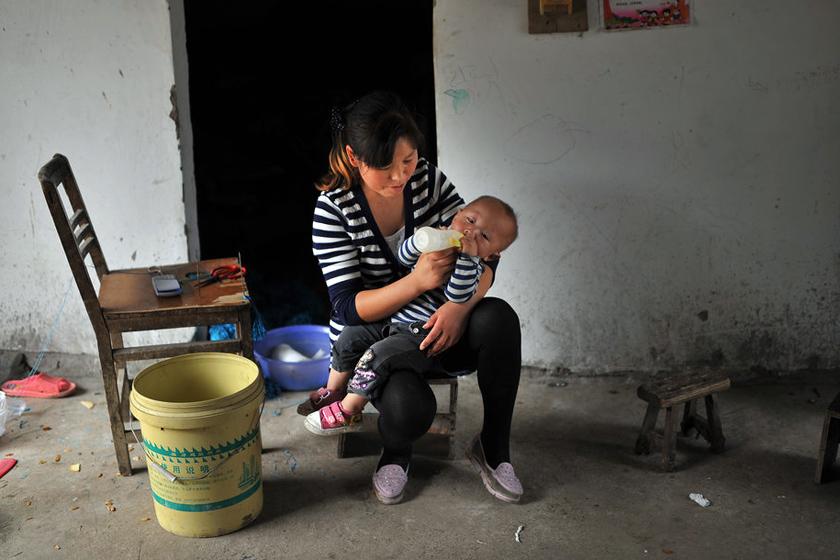老人搭伙住，离家不离村的乡村养老新模式