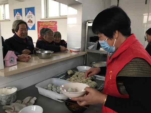 唐山滦南农村办助餐小食堂，温暖每一餐，传递爱心力量