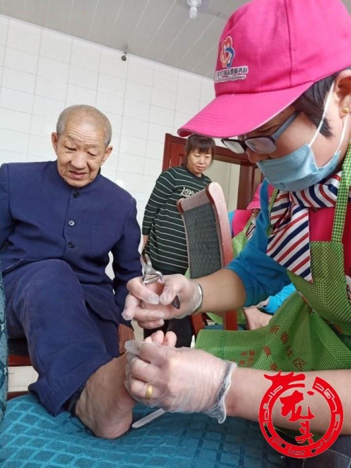 哈尔滨市全面开展敬老月活动，浓厚敬老爱老助老社会氛围