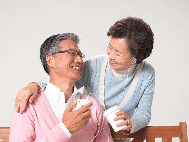 如何让老年人享受优质的养老服务，多方协同，共建老年友好社会