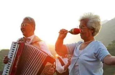 农村养老老年金是否又涨了？探究其背后的政策变化与社会影响