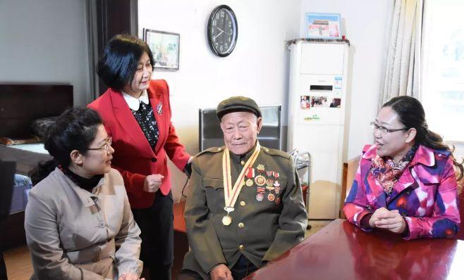 老年活动中心转型为养老院，适应老龄化社会的必然趋势