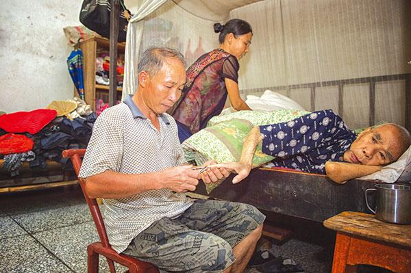 老年平淡养老生活怎么办？——探索安宁养老之路