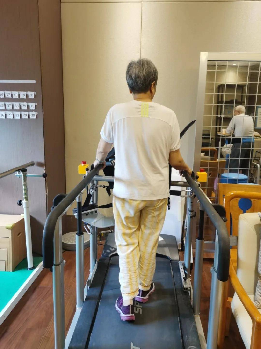西安老年痴呆养老院价格及其相关服务探讨