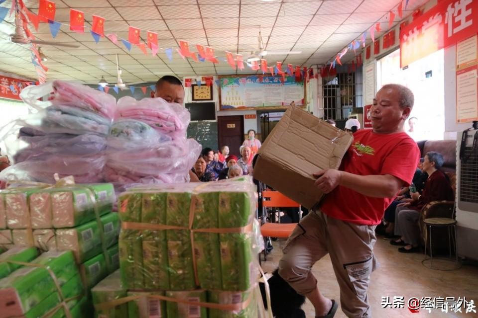南充老年人聚居养老院，为长者打造温馨家园