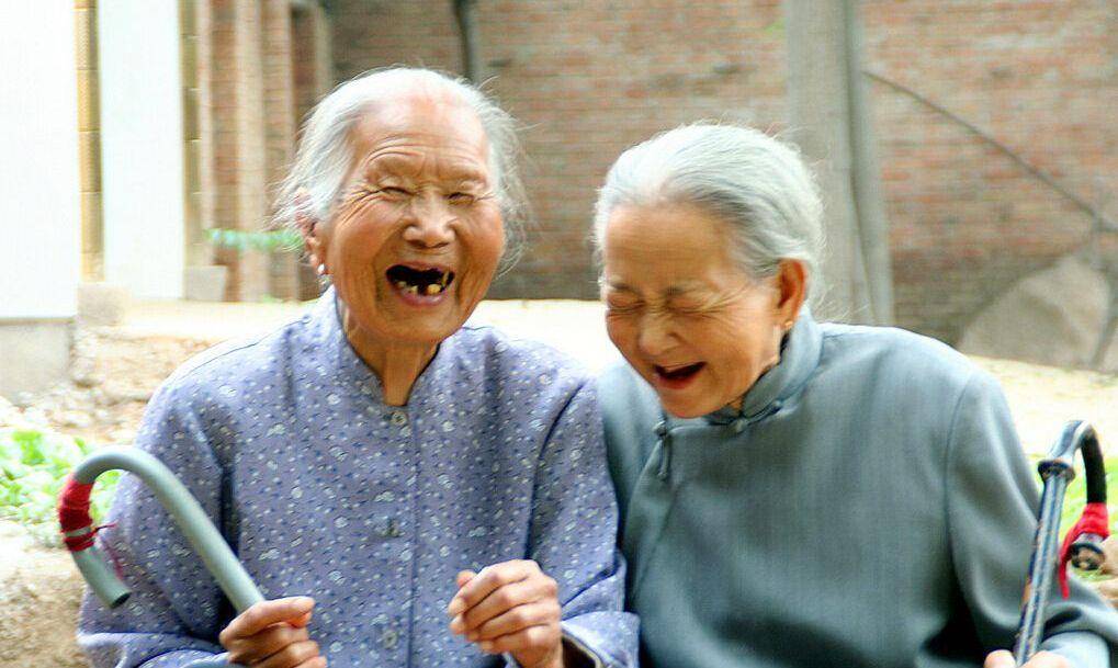 冶金路地区是否适合老年人养老，环境与设施的综合考量