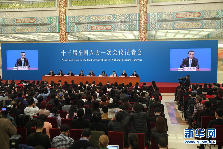 一组图速览总理记者会，洞察政策动向，领略领导风采