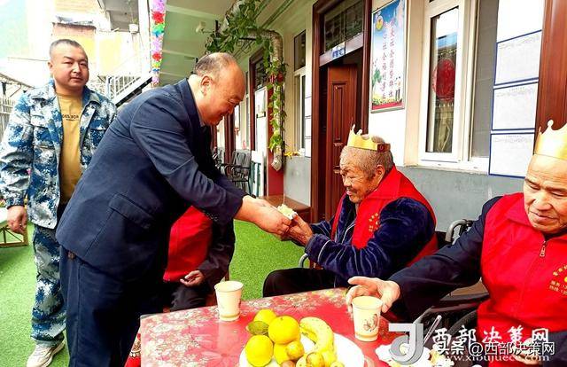 岚皋县敬老助老总会帮扶慰问活动温暖人心