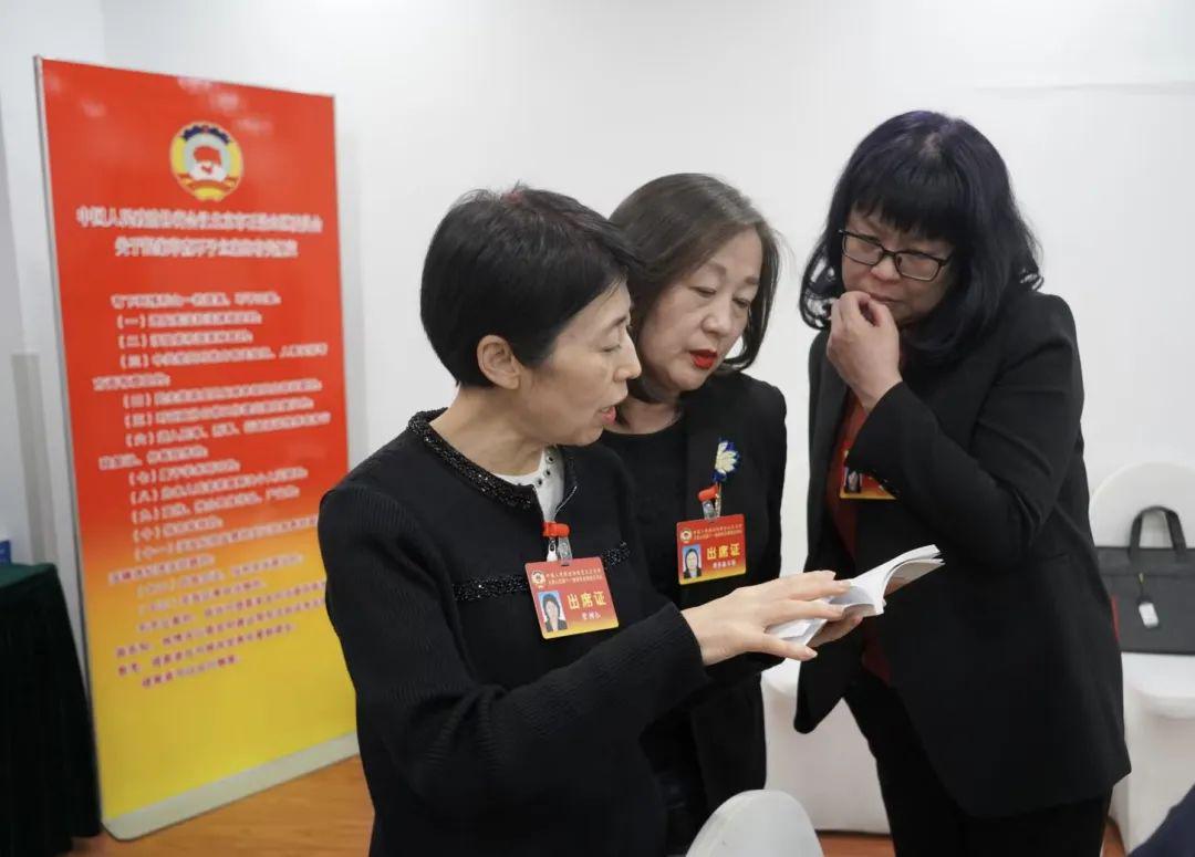 吉林省政协委员就养老服务产业发展建言献策