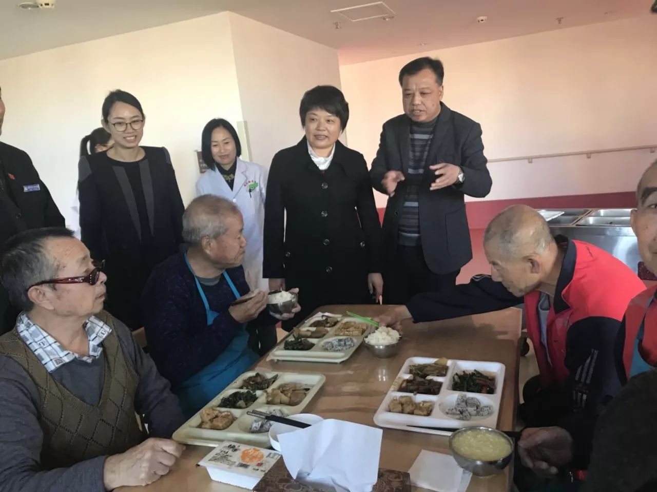 韩国客人赴省敬老助老总会交流考察之行