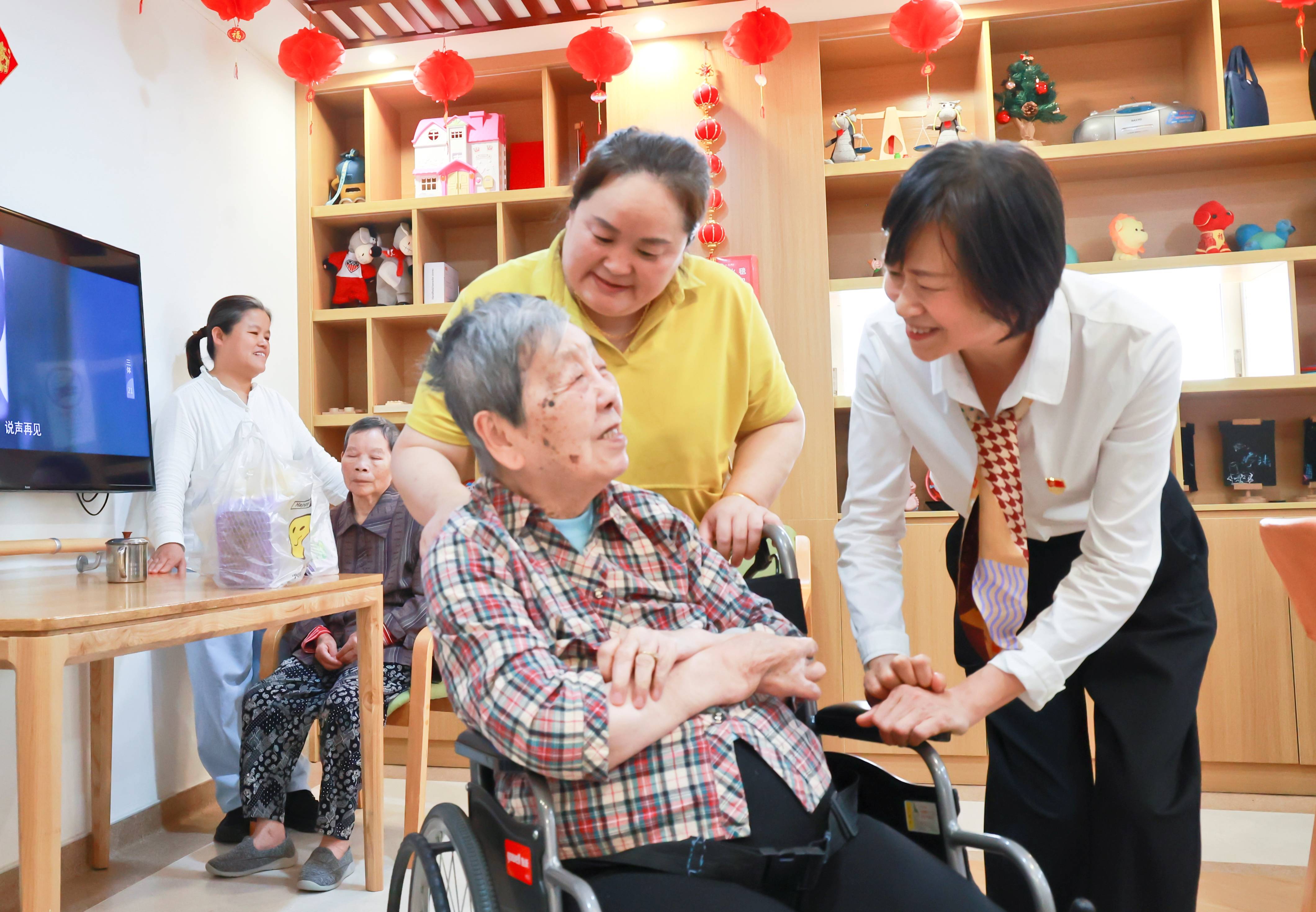 省敬老助老总会，培养高端养老人员的坚实步伐