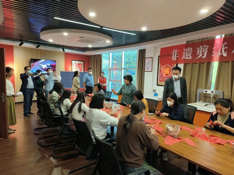 省领导莅漯调研，漯河市领导陪同深入考察