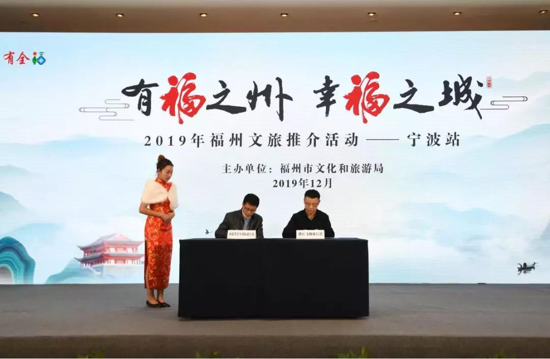 幸福常驻，知足常乐——第八期金色大讲堂报告会成功举办
