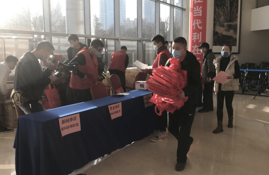 漯河市老干部系统热烈响应，向省敬老助老总会慷慨捐款