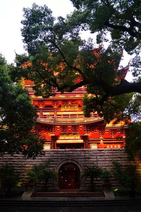 中国寺庙对联，智慧之韵，启迪心灵