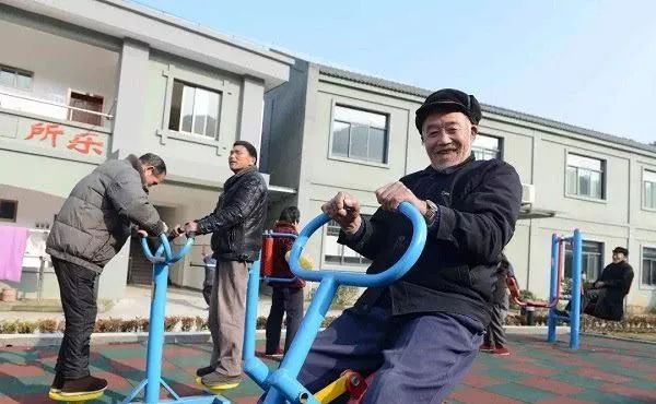 民政部等部门加速养老服务放管服改革进程