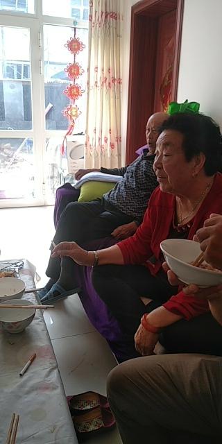 孝敬父母，中华传统美德的璀璨瑰宝
