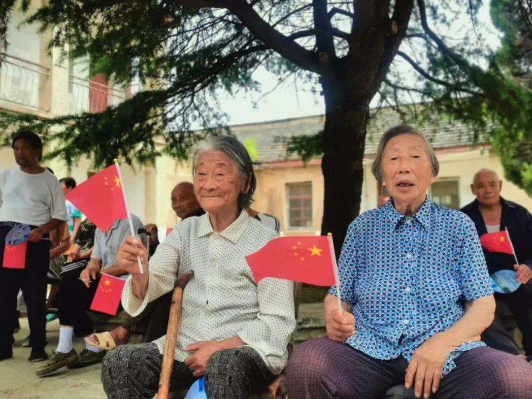 老年人象棋视频与养老院，智慧与乐趣的结合