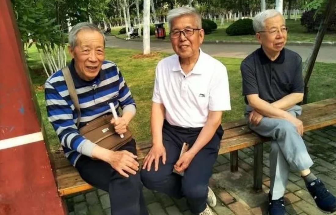 老年人养老费的探索与解决策略