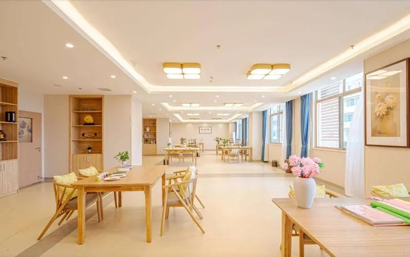 如何为老年人挑选理想养老院，全面指南